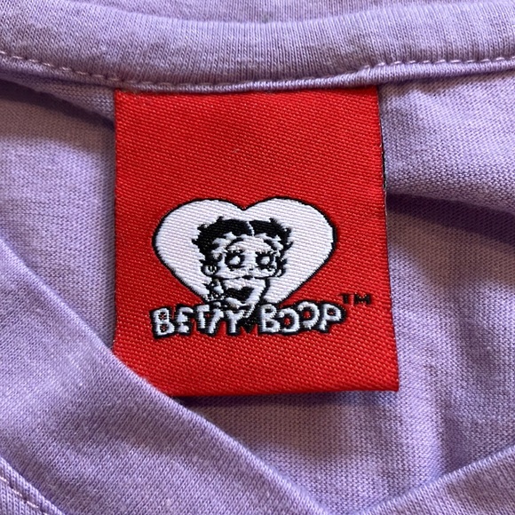 Re-Sell Betty Boop shirt - Picture 3 of 5
